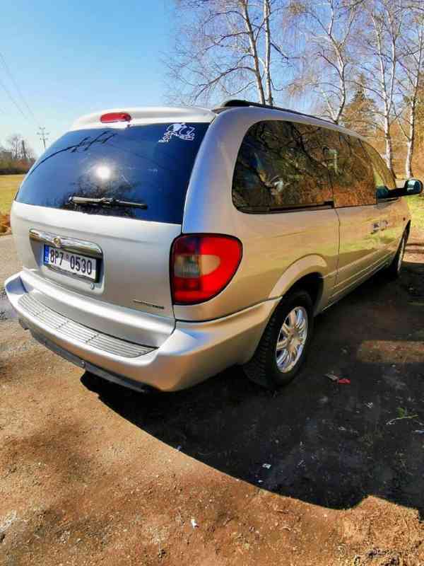 Chrysler Grand Voyager 2,8   limited stown n Go - foto 7