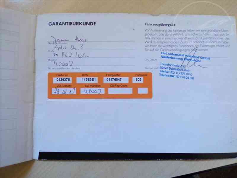 Alfa Romeo Mito 1,6 JTD 88KW NAVI,KŮŽE,SER.KNIHA - foto 20