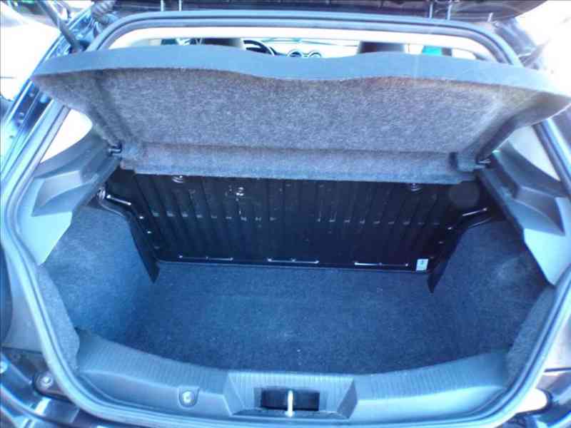 Alfa Romeo Mito 1,6 JTD 88KW NAVI,KŮŽE,SER.KNIHA - foto 12