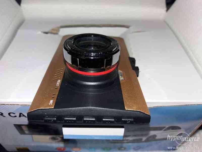 Záznamová kamera do auta VELKÉ 3.0''LCD Záznamová kamera do - foto 2