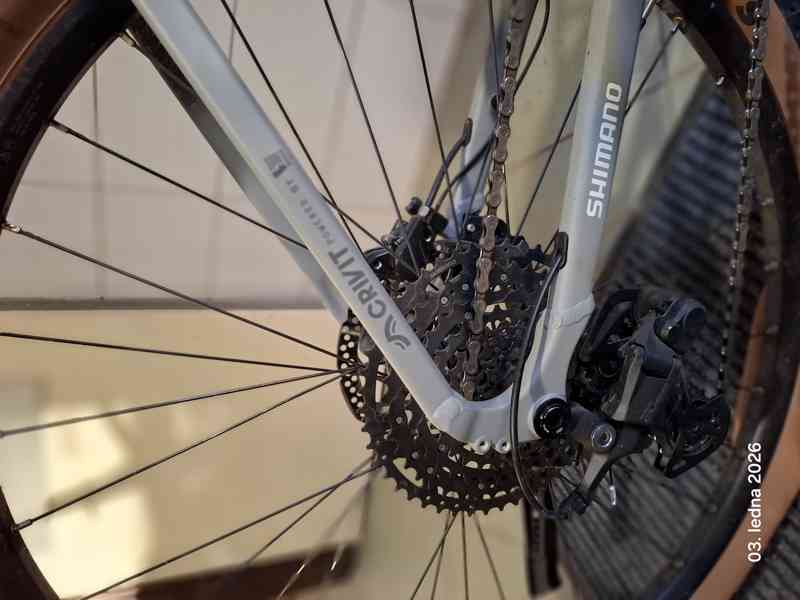 Zánovní horské elektrokolo PEAK 709 + příslušenství - foto 3