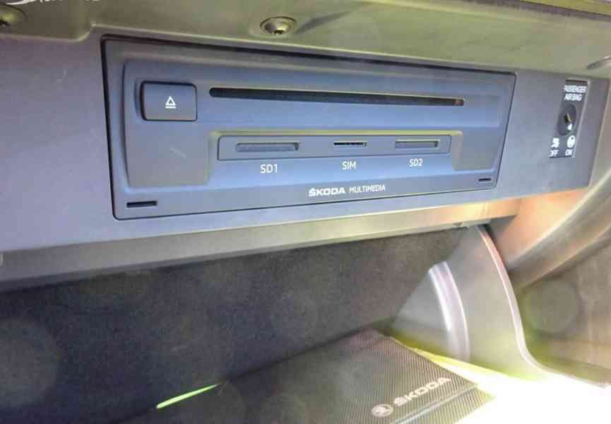 Škoda Superb 2.0 TDI Combi L&K r.v.2018 (DPH) 1.Majitel - foto 23