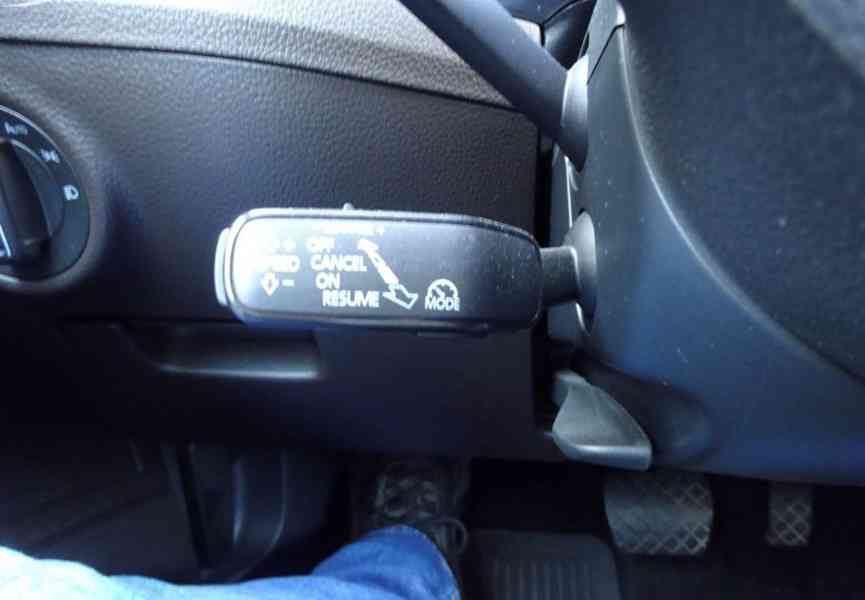 Škoda Superb 2.0 TDI Combi L&K r.v.2018 (DPH) 1.Majitel - foto 14