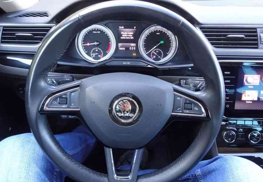 Škoda Superb 2.0 TDI Combi L&K r.v.2018 (DPH) 1.Majitel - foto 13