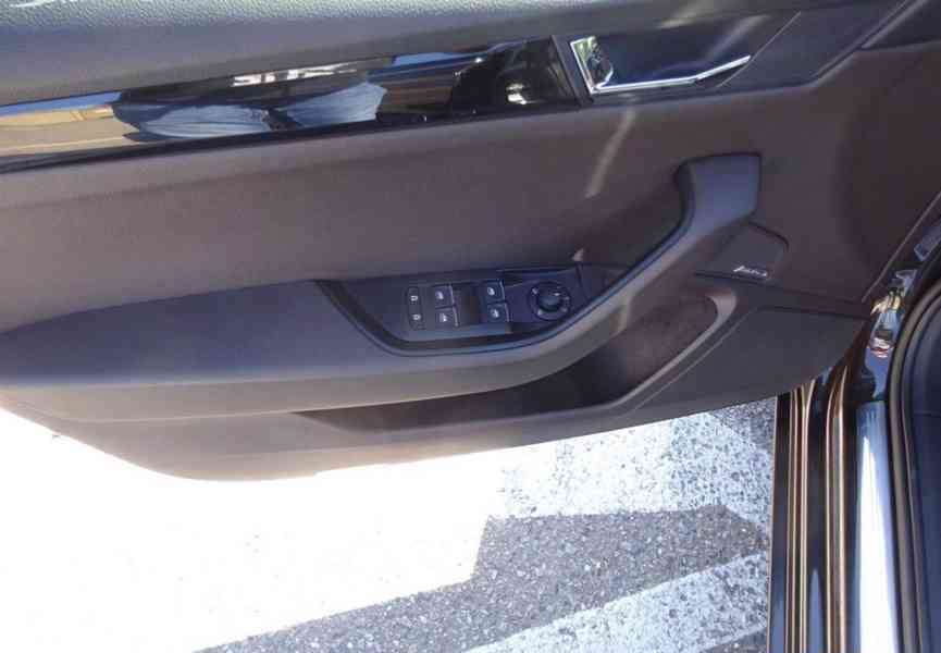 Škoda Superb 2.0 TDI Combi L&K r.v.2018 (DPH) 1.Majitel - foto 6