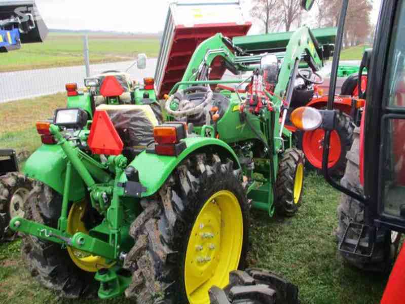 Malotraktor John Deere 3036 EN s čelním nakladačem - foto 1