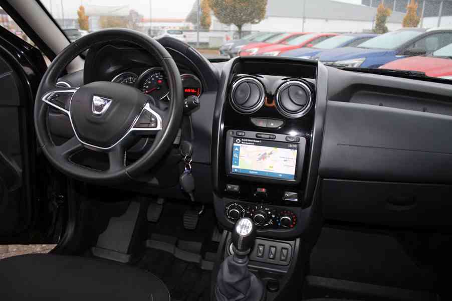 Dacia Duster I 1,5dCi Black Shadow 4x4 80kw - foto 14