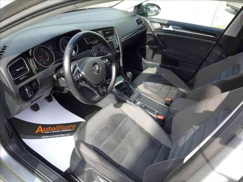 Volkswagen Golf 1,6 TDI HIGHLINE, 1.MAJITEL - foto 5