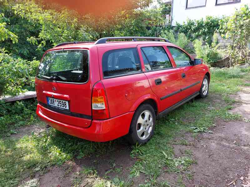 Prodám Opel Astra caravan 1,6 combi - foto 3