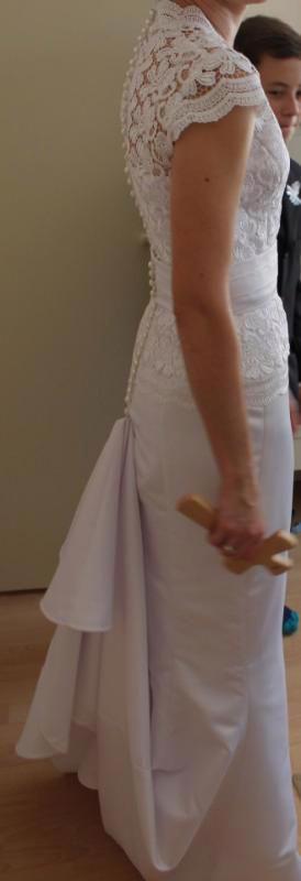 Svatební šaty s vlečkou - foto 9