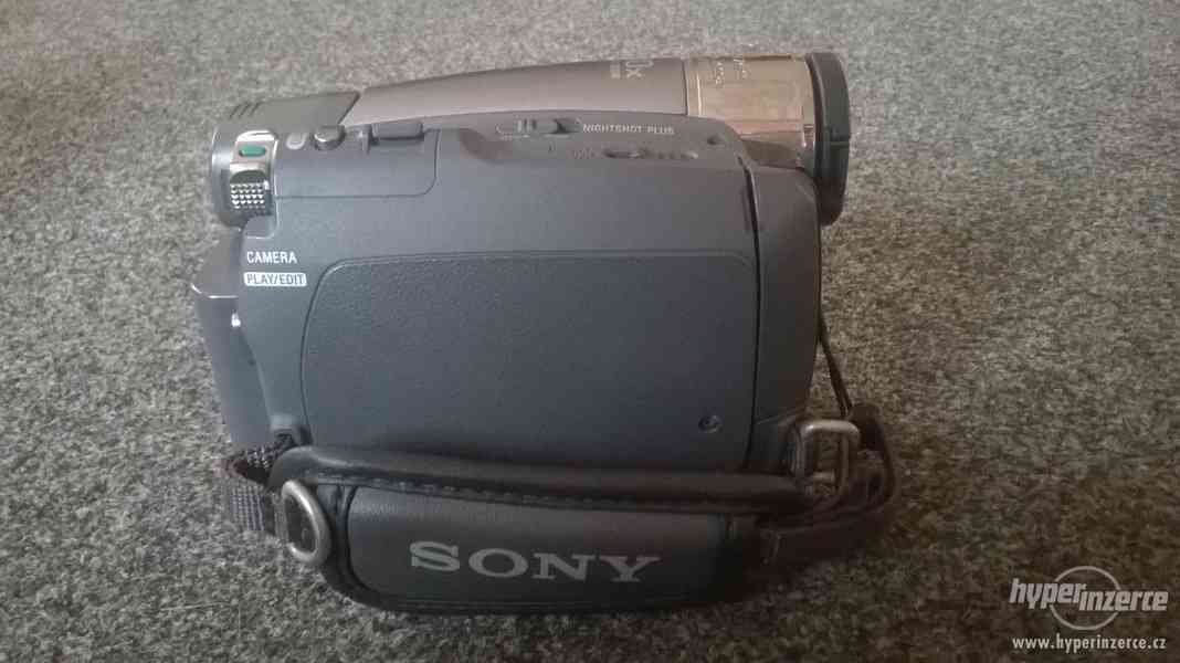 Kamera Sony mini DV Handycam LCD ,skoro nepoužívaná !! - foto 5
