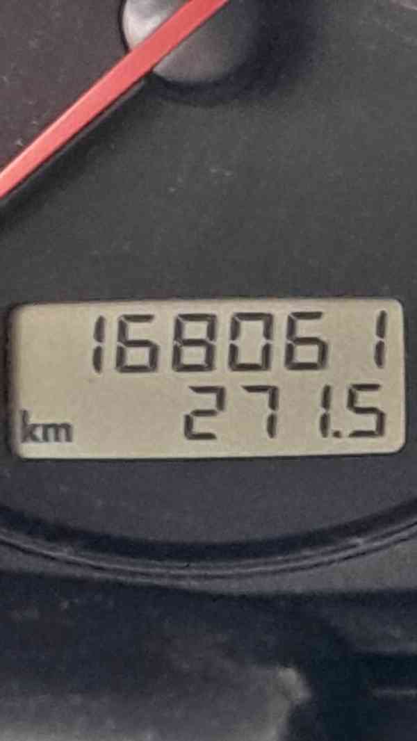 Volkswagen Passat B5 3B 1.6 Benzín - foto 11