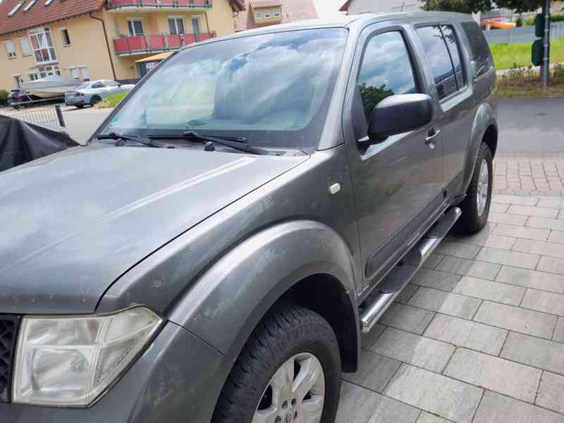 Nissan Pathfinder 2.5 dCi Comfort 128kw - foto 7