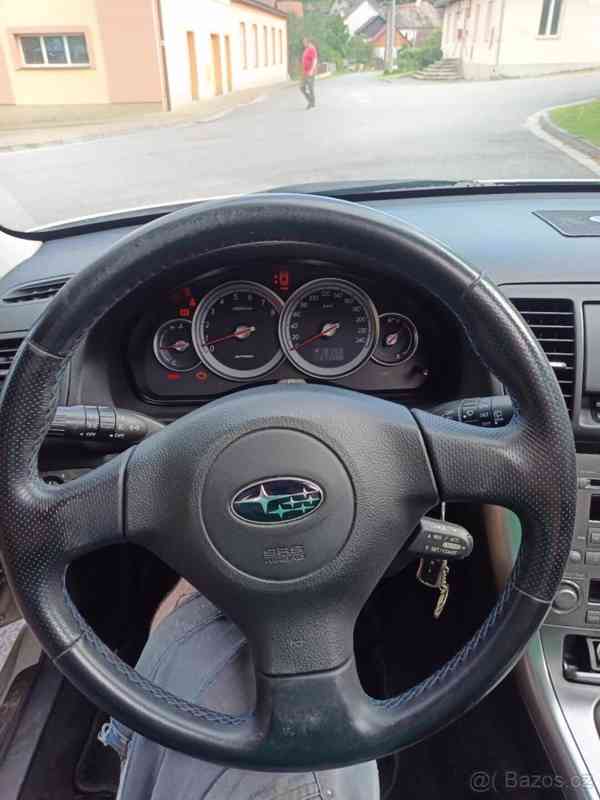 Subaru Outback - foto 6