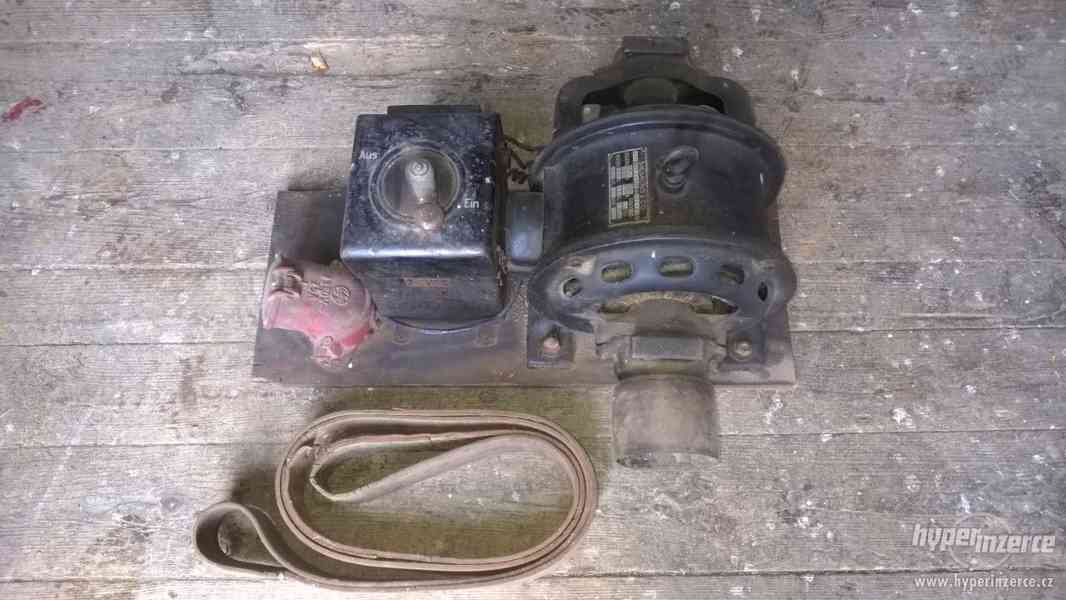 Starožitný motor SIEMENS a CO - foto 1