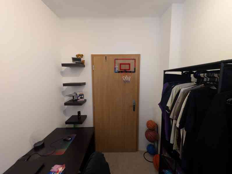 Prodej 1/2 RD se samostatnou BJ 3+1 s garáží, sklepem a 2+kk - foto 12