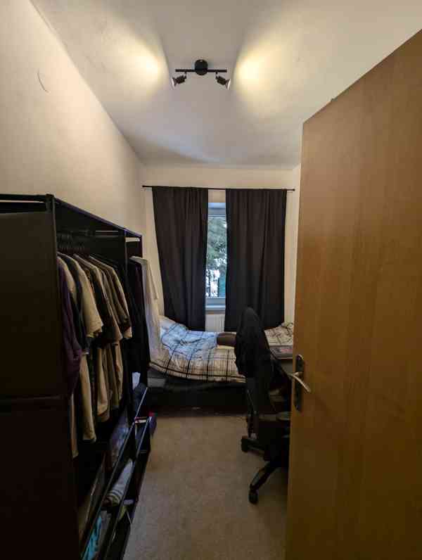 Prodej 1/2 RD se samostatnou BJ 3+1 s garáží, sklepem a 2+kk - foto 11