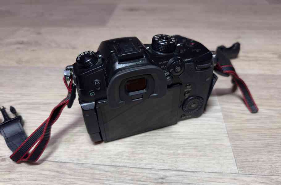 Lumix GH5 VLog + Sigma 18-35mm f/1.8 + SpeedBooster + Gimbal - foto 2