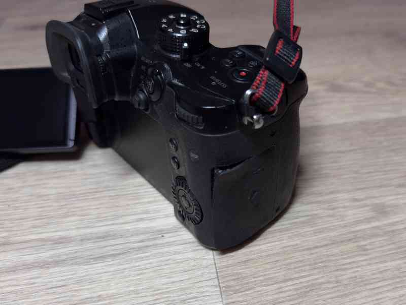 Lumix GH5 VLog + Sigma 18-35mm f/1.8 + SpeedBooster + Gimbal - foto 4