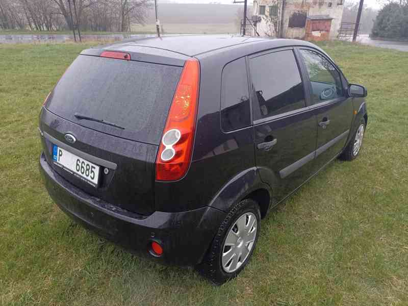 Ford Fiesta 1.3 51Kw RV.2007 - NOVÁ STK - foto 4