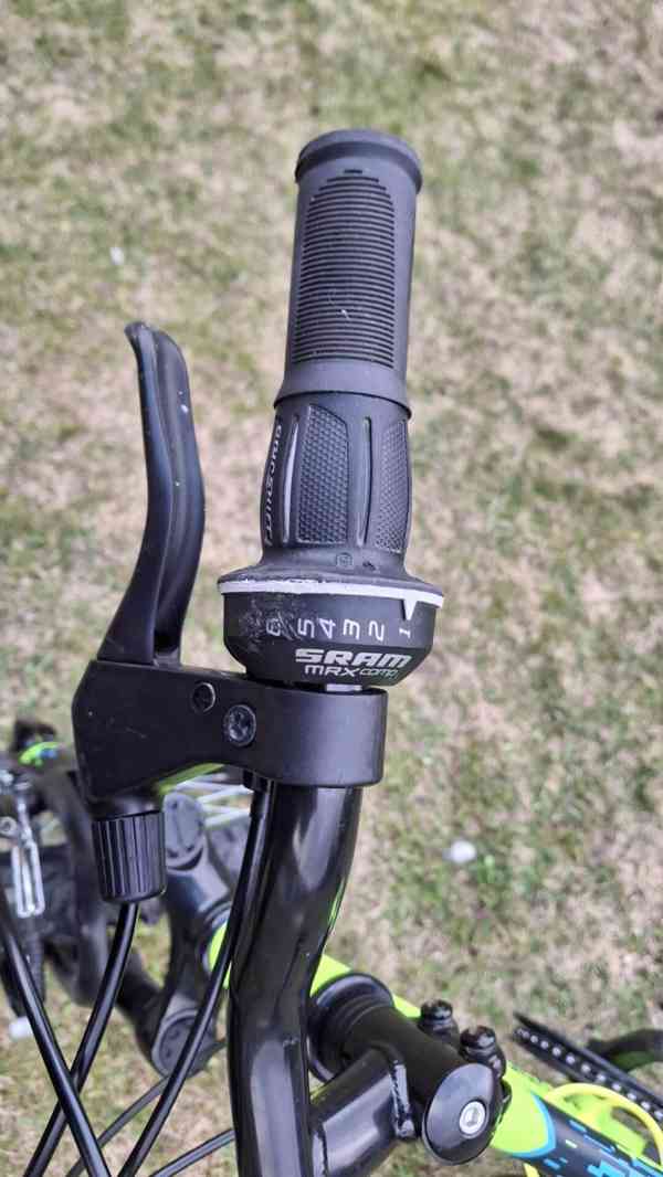 Dětské kolo RockRider ST500 20" - foto 5