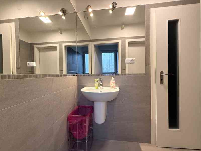 PRONÁJEM ÚTULNÉ KANCELÁŘE O CP CCA 7 M2, BRNO – ŽIDENICE  - foto 13