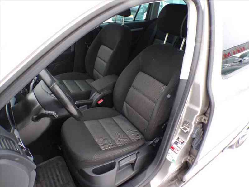 Škoda Octavia 2,0 TDI 4x4,Scout - foto 9