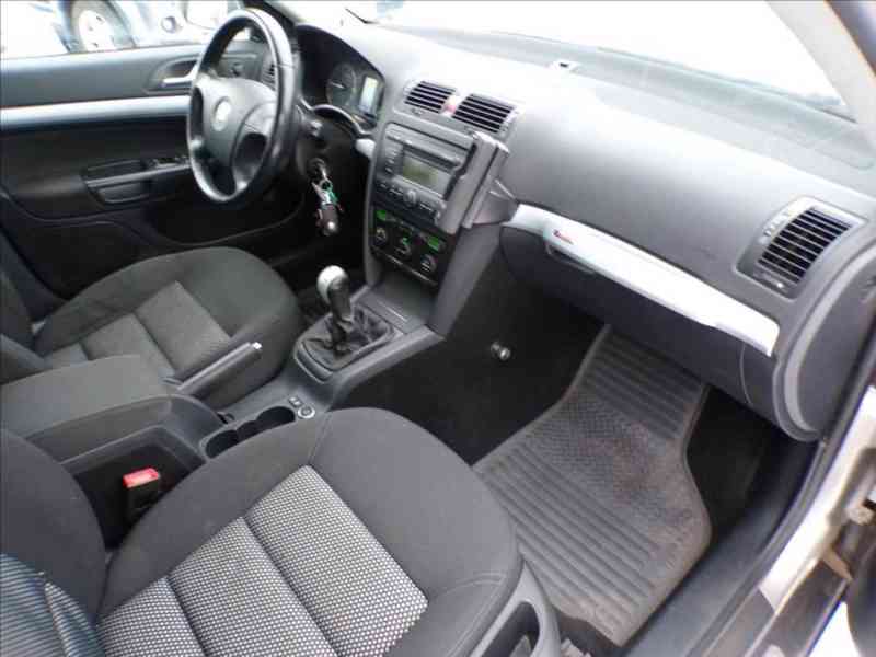Škoda Octavia 2,0 TDI 4x4,Scout - foto 13