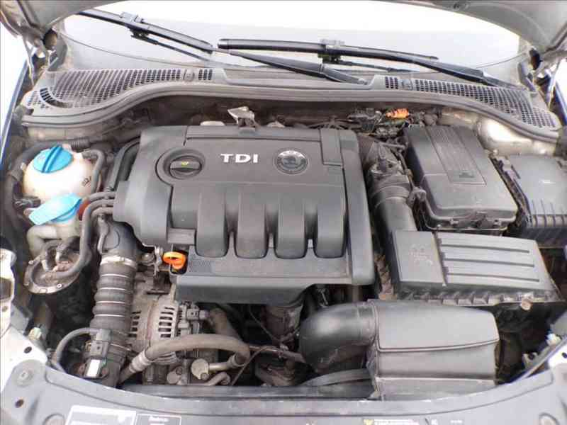 Škoda Octavia 2,0 TDI 4x4,Scout - foto 14