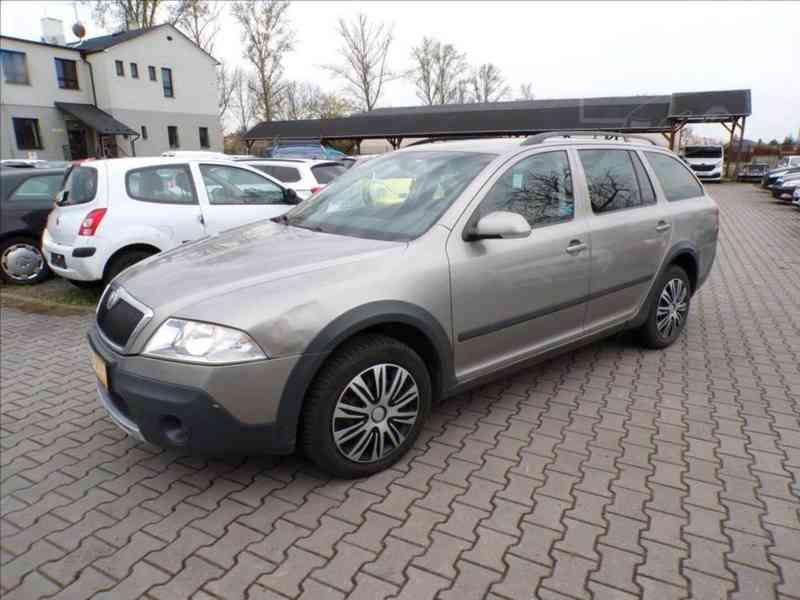 Škoda Octavia 2,0 TDI 4x4,Scout - foto 2