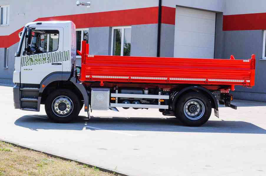MERCEDES BENZ AXOR 1824 TŘÍSTRANNÝ SKLÁPĚČ - VYKLÁPĚČ EURO5 - foto 4
