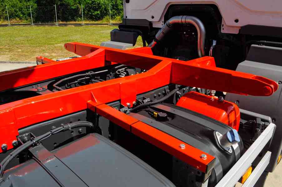 MERCEDES BENZ AXOR 1824 TŘÍSTRANNÝ SKLÁPĚČ - VYKLÁPĚČ EURO5 - foto 84