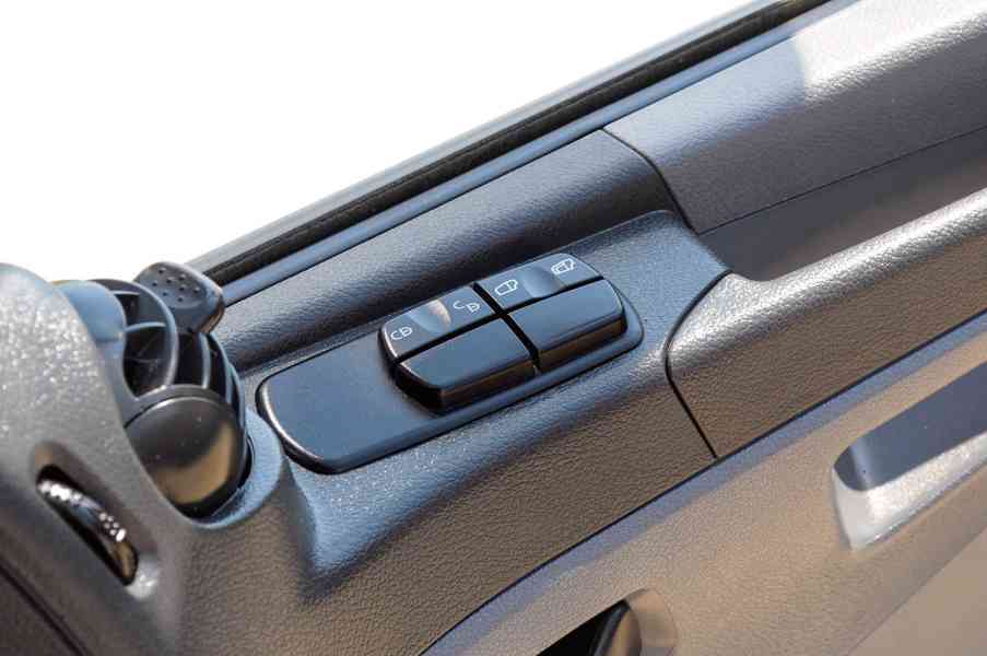 MERCEDES BENZ AXOR 1824 TŘÍSTRANNÝ SKLÁPĚČ - VYKLÁPĚČ EURO5 - foto 44