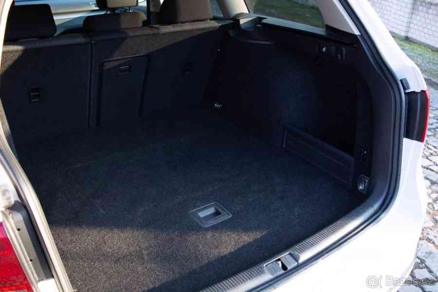 Volkswagen Passat 2,0 B7 Comfort Line 2011 - foto 6