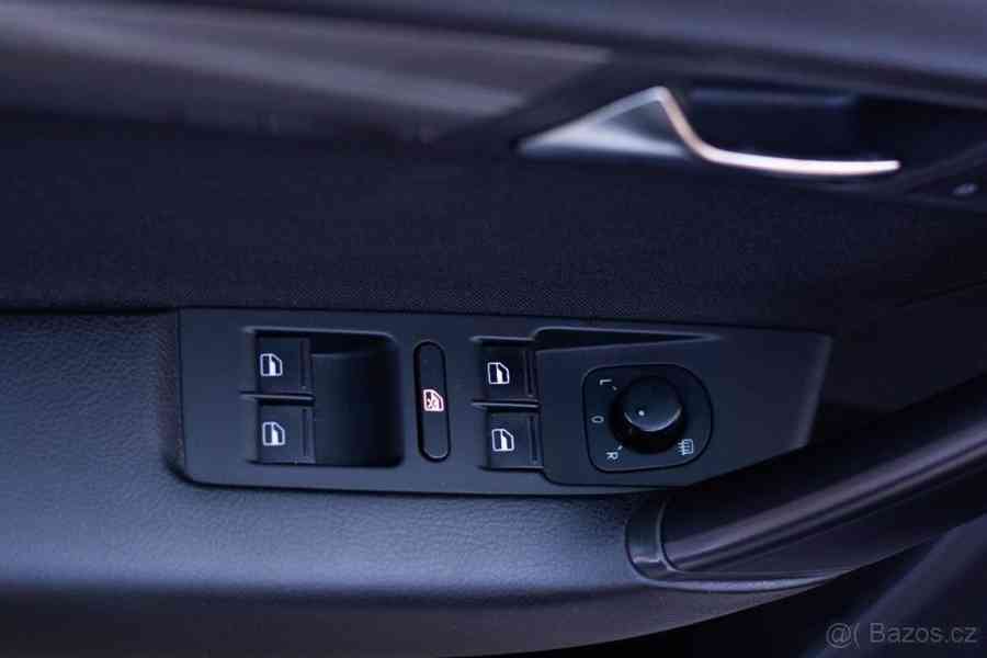 Volkswagen Passat 2,0 B7 Comfort Line 2011 - foto 16