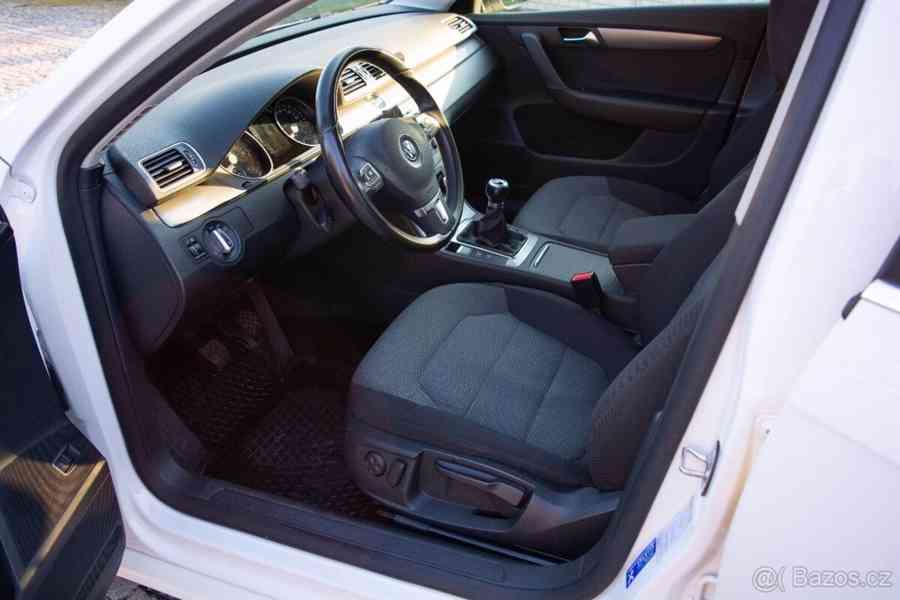 Volkswagen Passat 2,0 B7 Comfort Line 2011 - foto 3