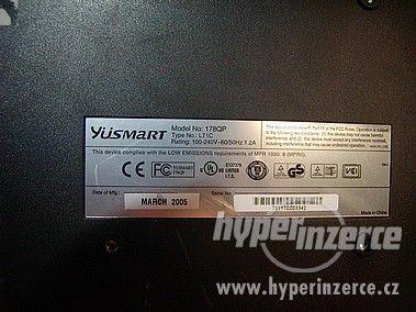 LCD monitor Yusmart  černostříbrný málo používaný - foto 4