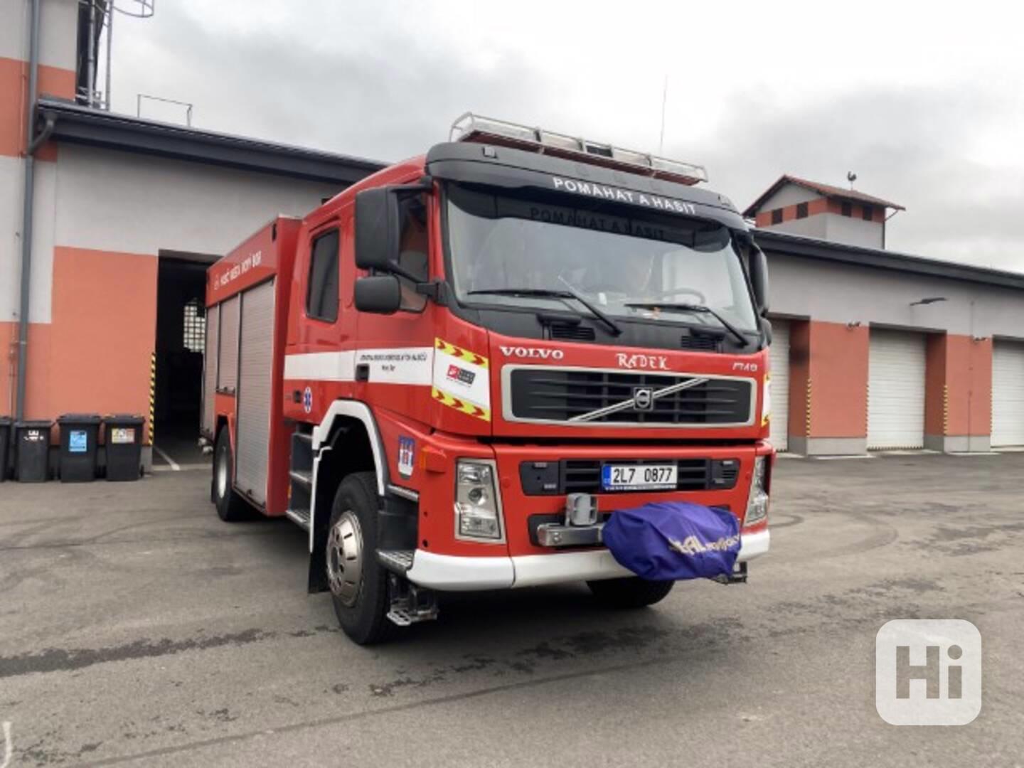 Požární vůz VOLVO FM9 340 – 22 tis. km – aukce  - foto 1
