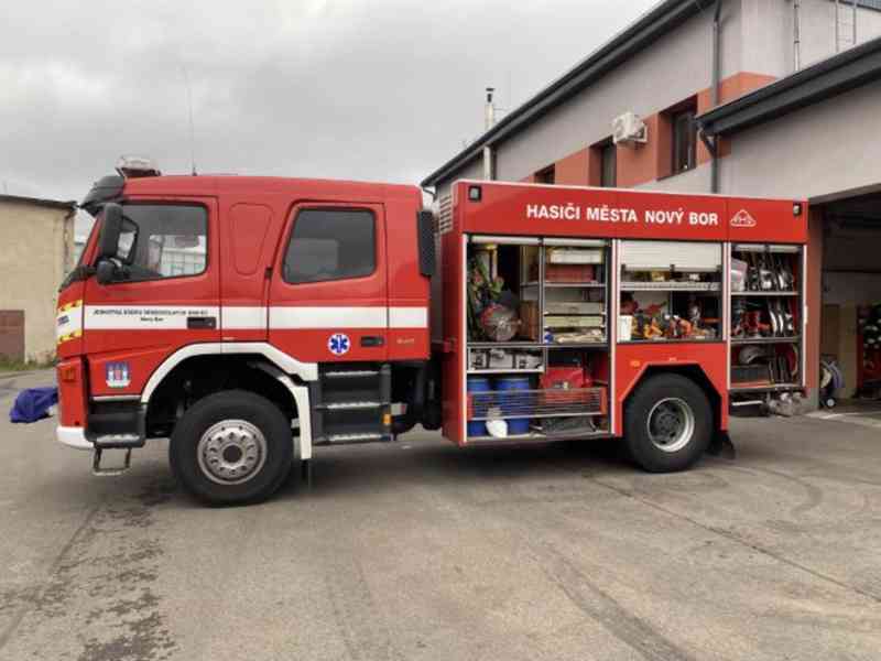 Požární vůz VOLVO FM9 340 – 22 tis. km – aukce  - foto 21