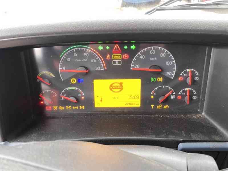 Požární vůz VOLVO FM9 340 – 22 tis. km – aukce  - foto 23