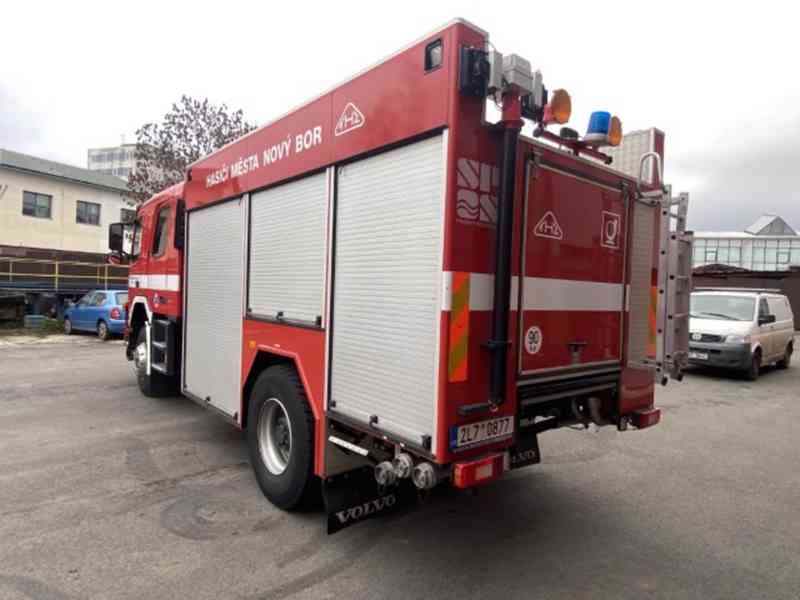 Požární vůz VOLVO FM9 340 – 22 tis. km – aukce  - foto 4