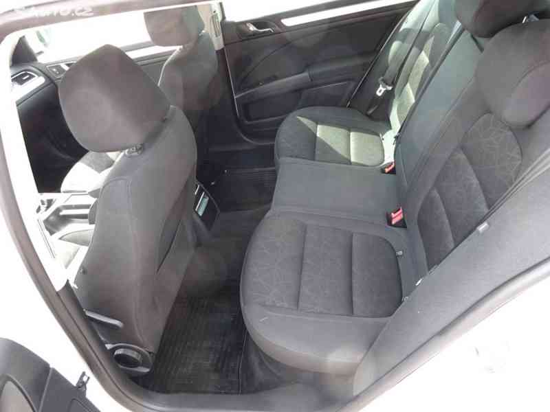 Škoda Superb 2.0 TDI r.v.2012 - foto 15