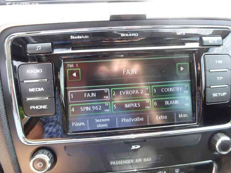 Škoda Superb 2.0 TDI r.v.2012 - foto 11