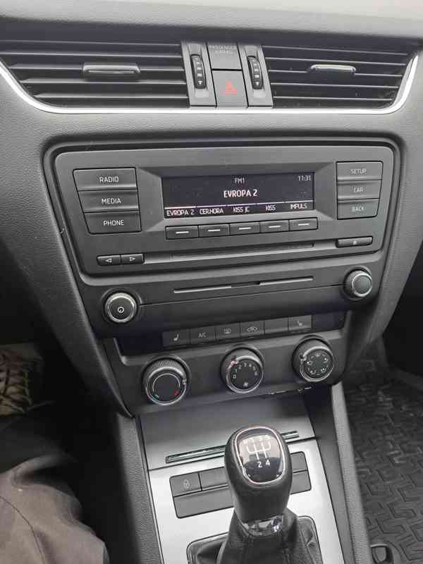 Škoda OCTAVIA 3, 1,6 TDI 77kW - foto 19
