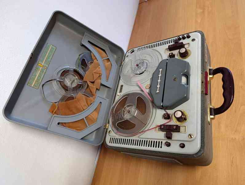 Kotoučový magnetofon TESLA SONET DUO  s obalem. - foto 19