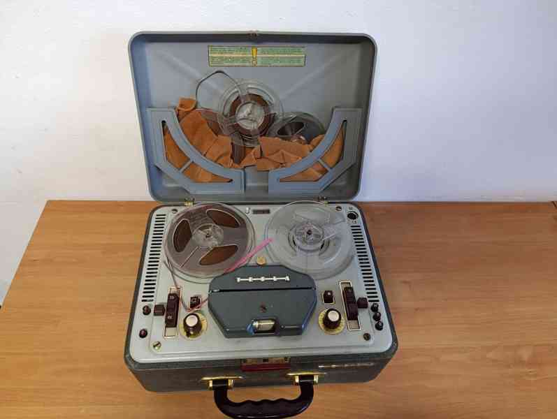 Kotoučový magnetofon TESLA SONET DUO  s obalem. - foto 13