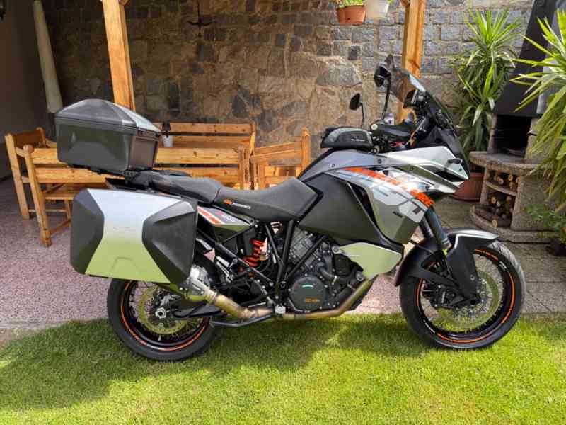 KTM 1190 Adventure - foto 2