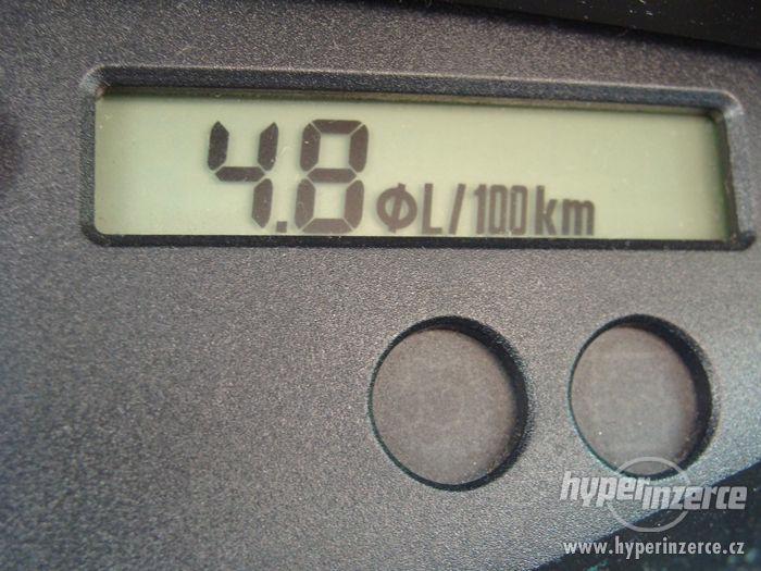 Ford Focus kombi 1,8 TDCi, r.v. 2003 - foto 7