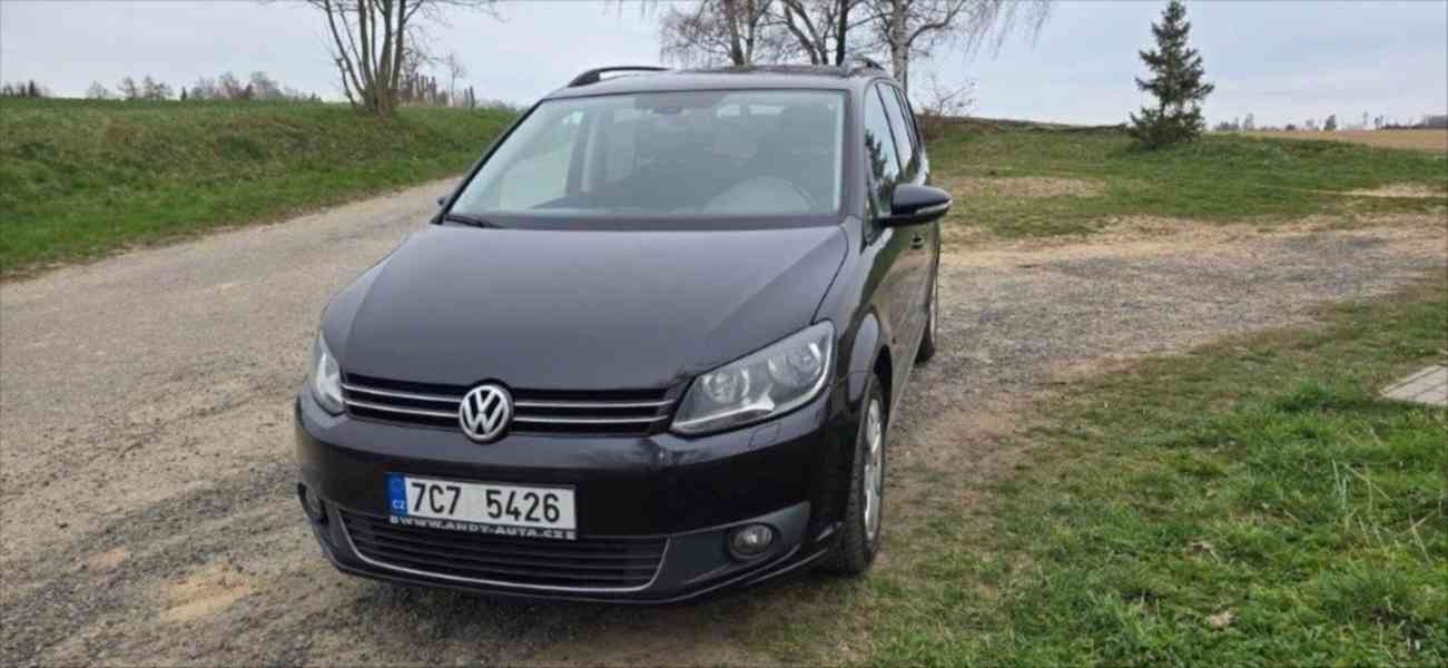 Volkswagen Touran 1,6 - foto 1