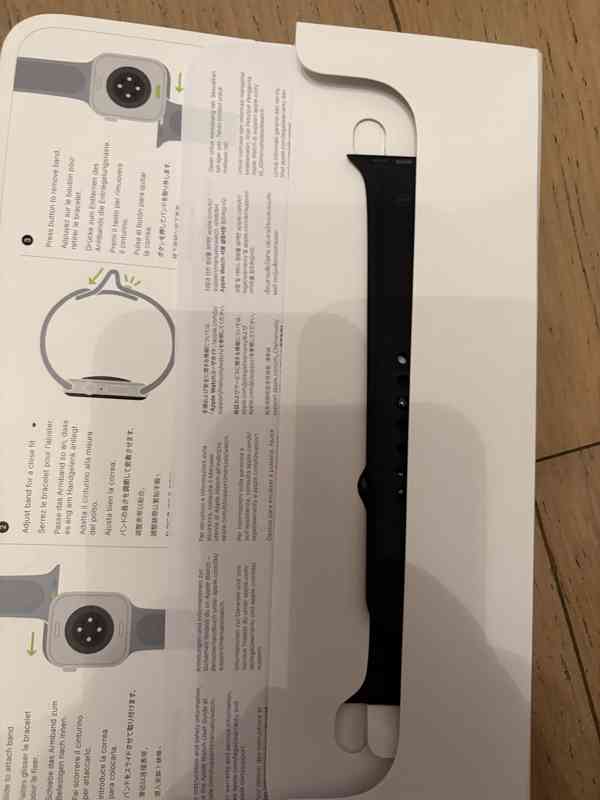 Zánovní Apple Watch 10 Black 46mm - kompletní balení - foto 2